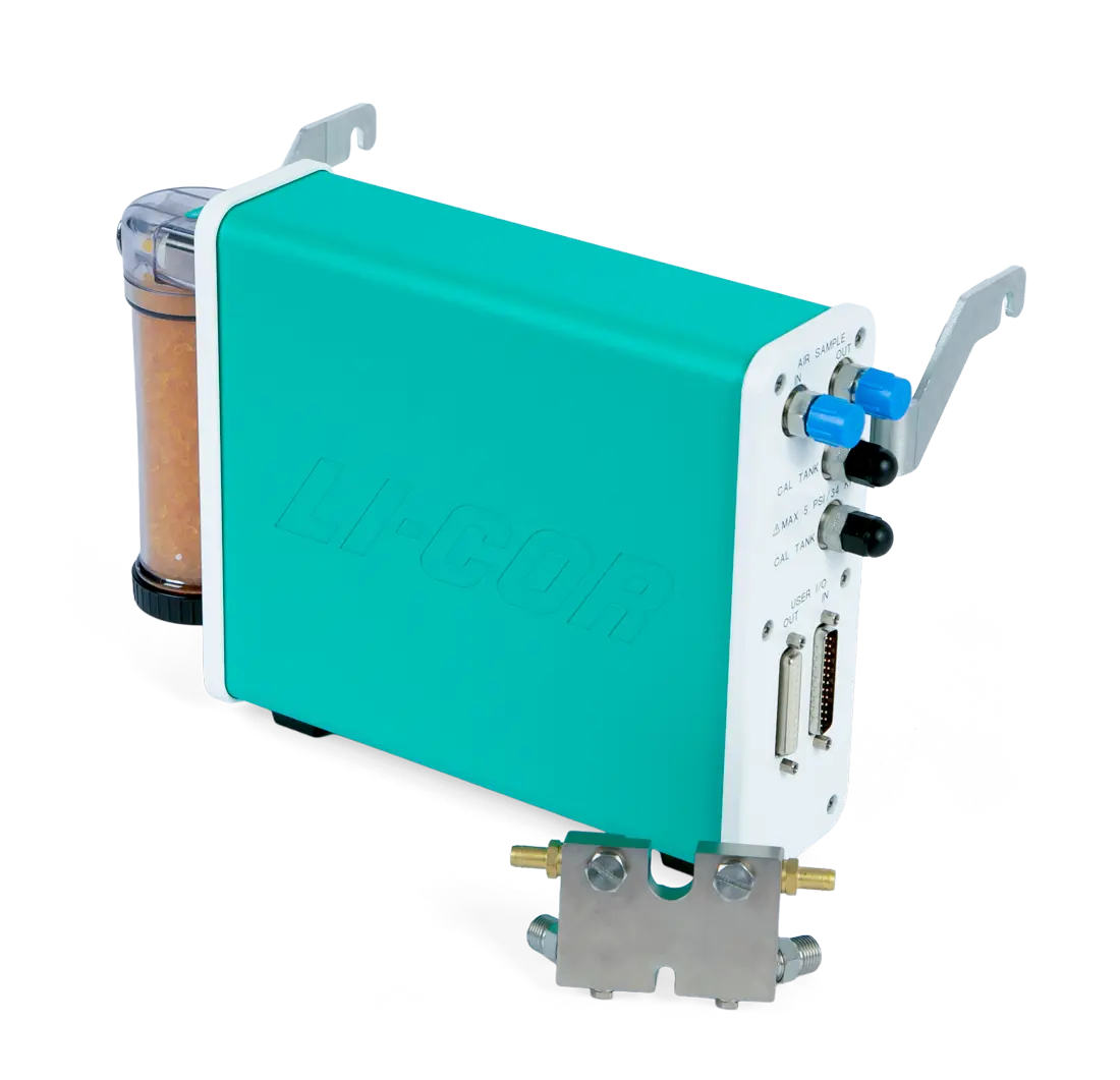 6800-78 Studio Photo